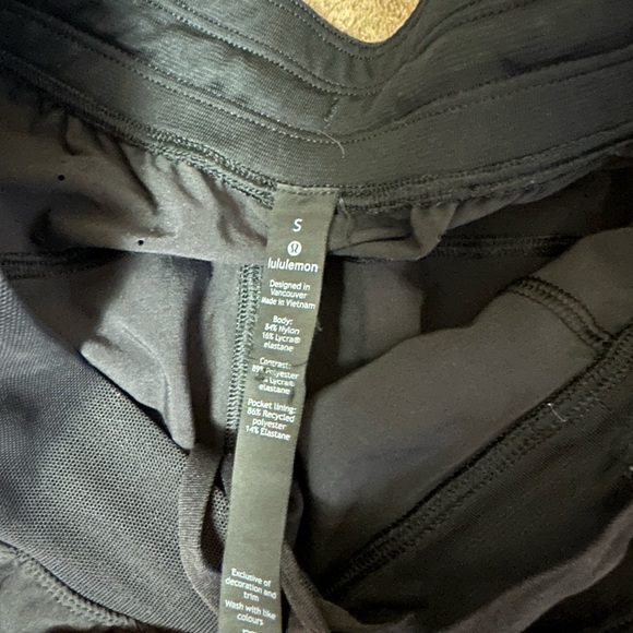 LuLulemon Shorts - Small - Picture 2 of 2